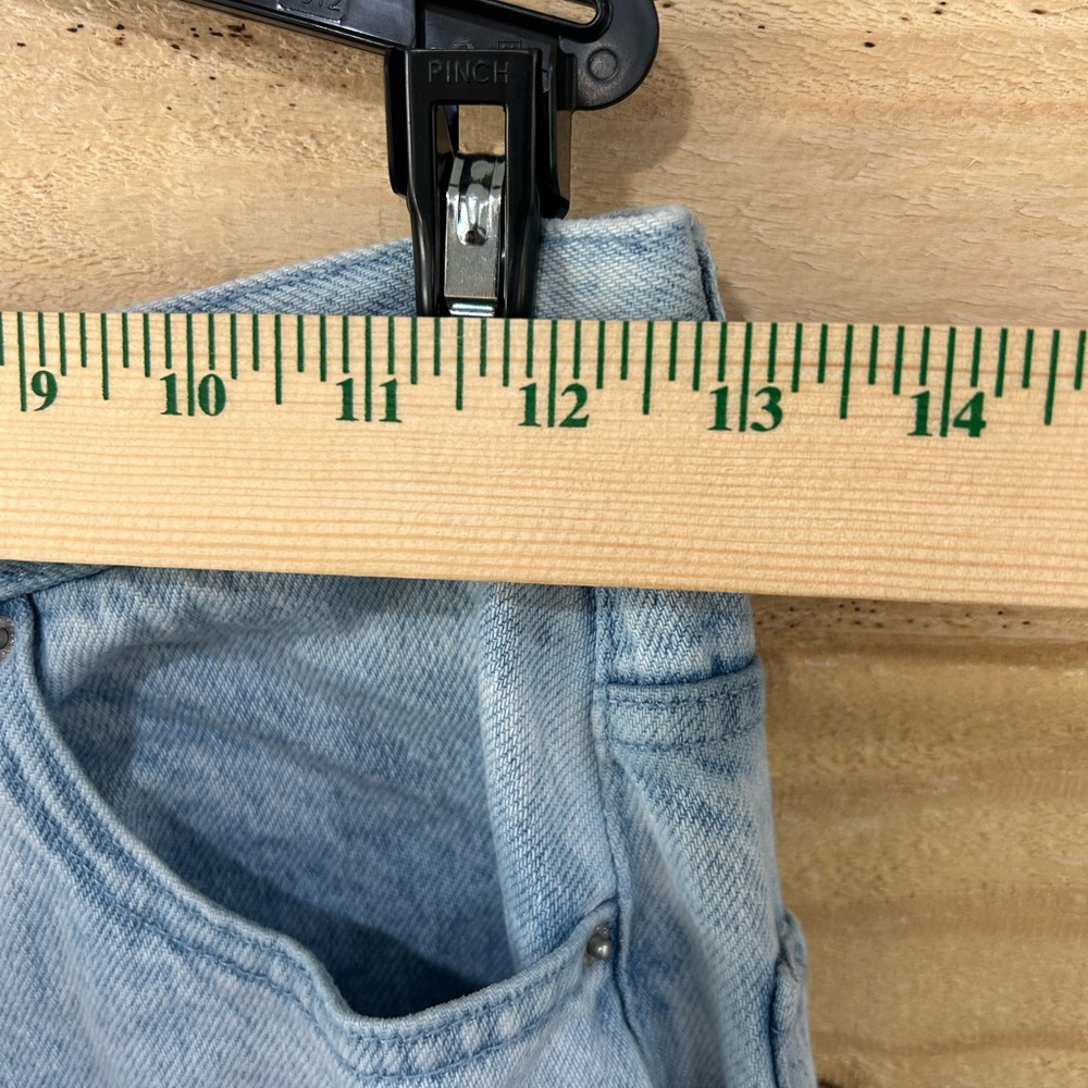 PacSun Dad Jeans Booty Rip Size 26 - Picture 6 of 8